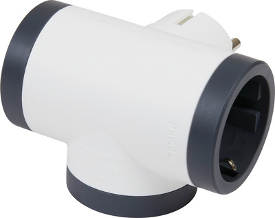 LEGRAND TRIPLUSTECHER CU CP 16A, IESIRI LATERALE